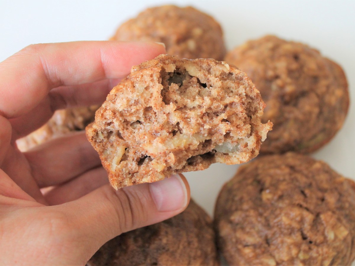 Apple Muffins (Cake)